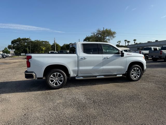 New 2026 Chevrolet Silverado 1500 LTZ w/ LTZ Premium Package AWD/4WD image 13
