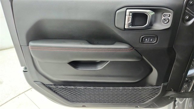 Used 2025 Jeep Wrangler Unlimited Rubicon image 35