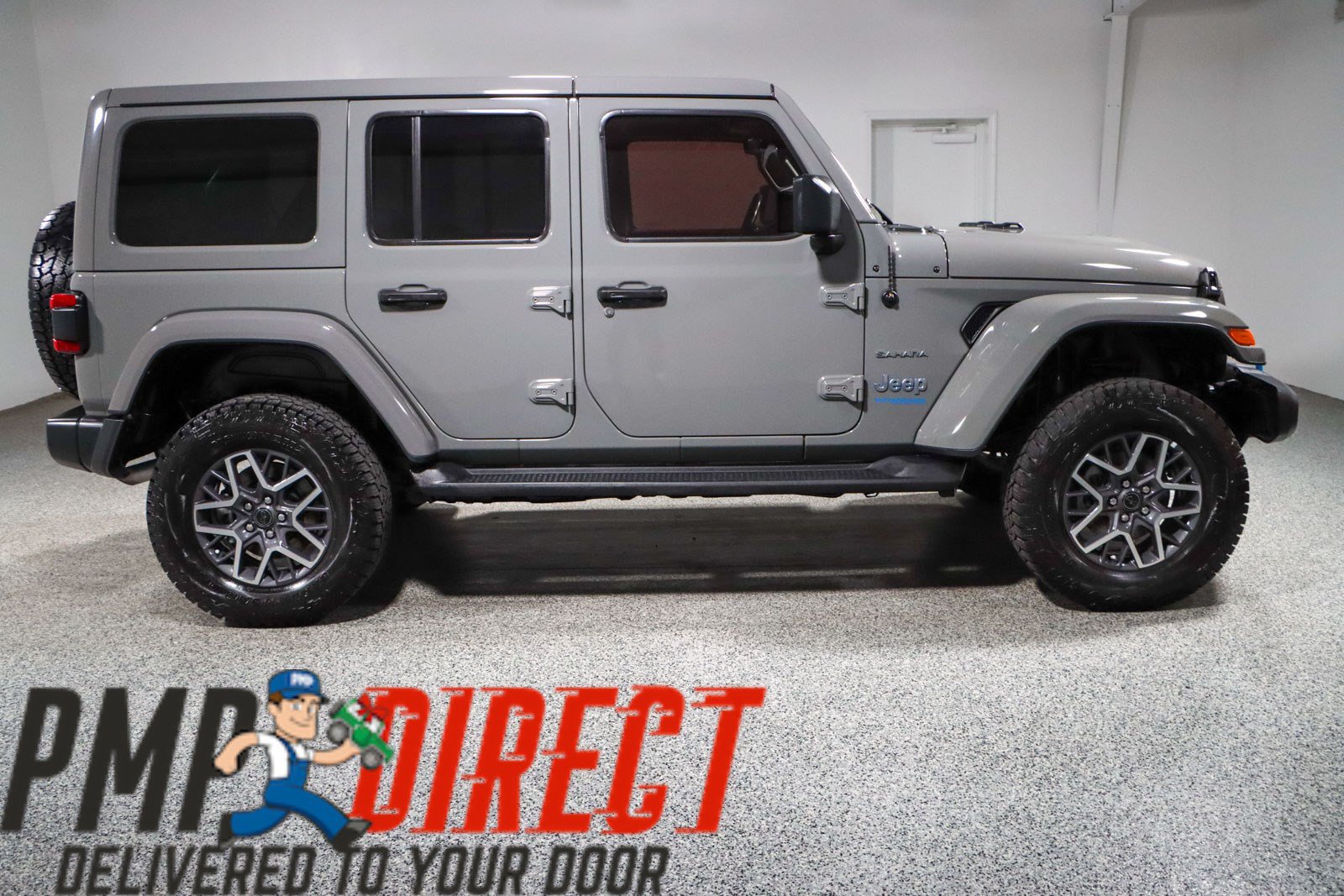 Used 2022 Jeep Wrangler Unlimited Sahara w/ Cold Weather Group AWD/4WD image 6