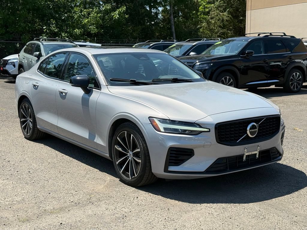 Used 2023 Volvo S60 T8 Core AWD/4WD image 1