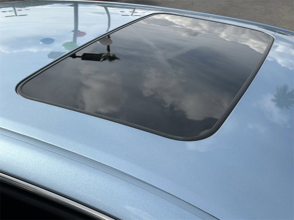 Used 2012 Toyota Avalon image 9