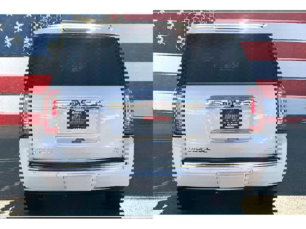 Used 2019 GMC Yukon XL Denali w/ Denali Ultimate Package image 4