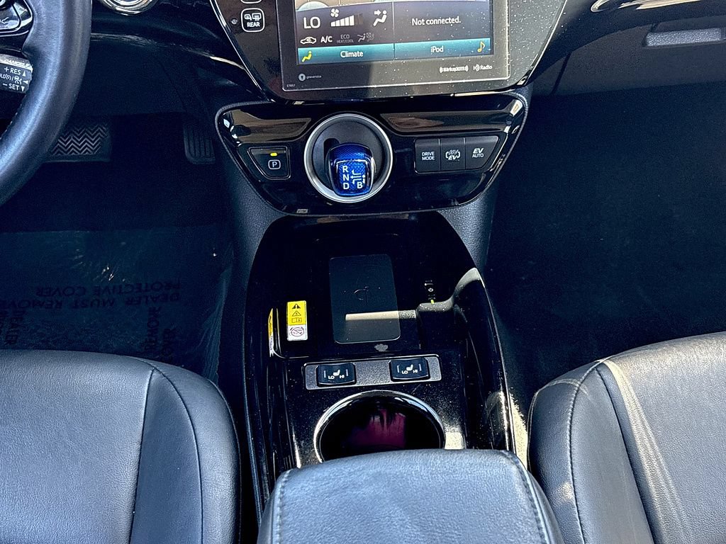 Used 2022 Toyota Prius Prime XLE FWD image 23