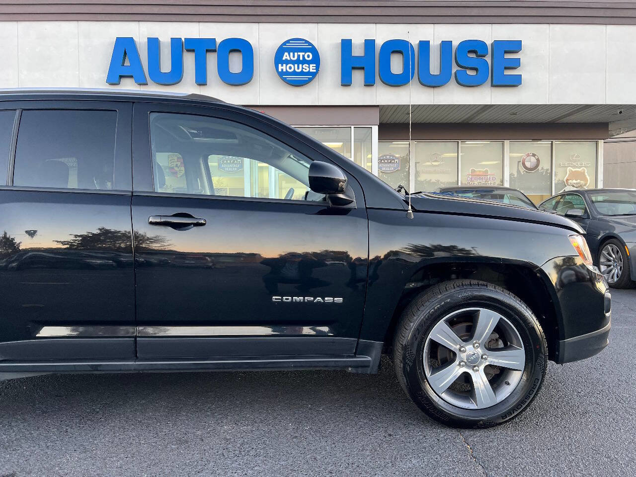 Used 2017 Jeep Compass High Altitude image 40