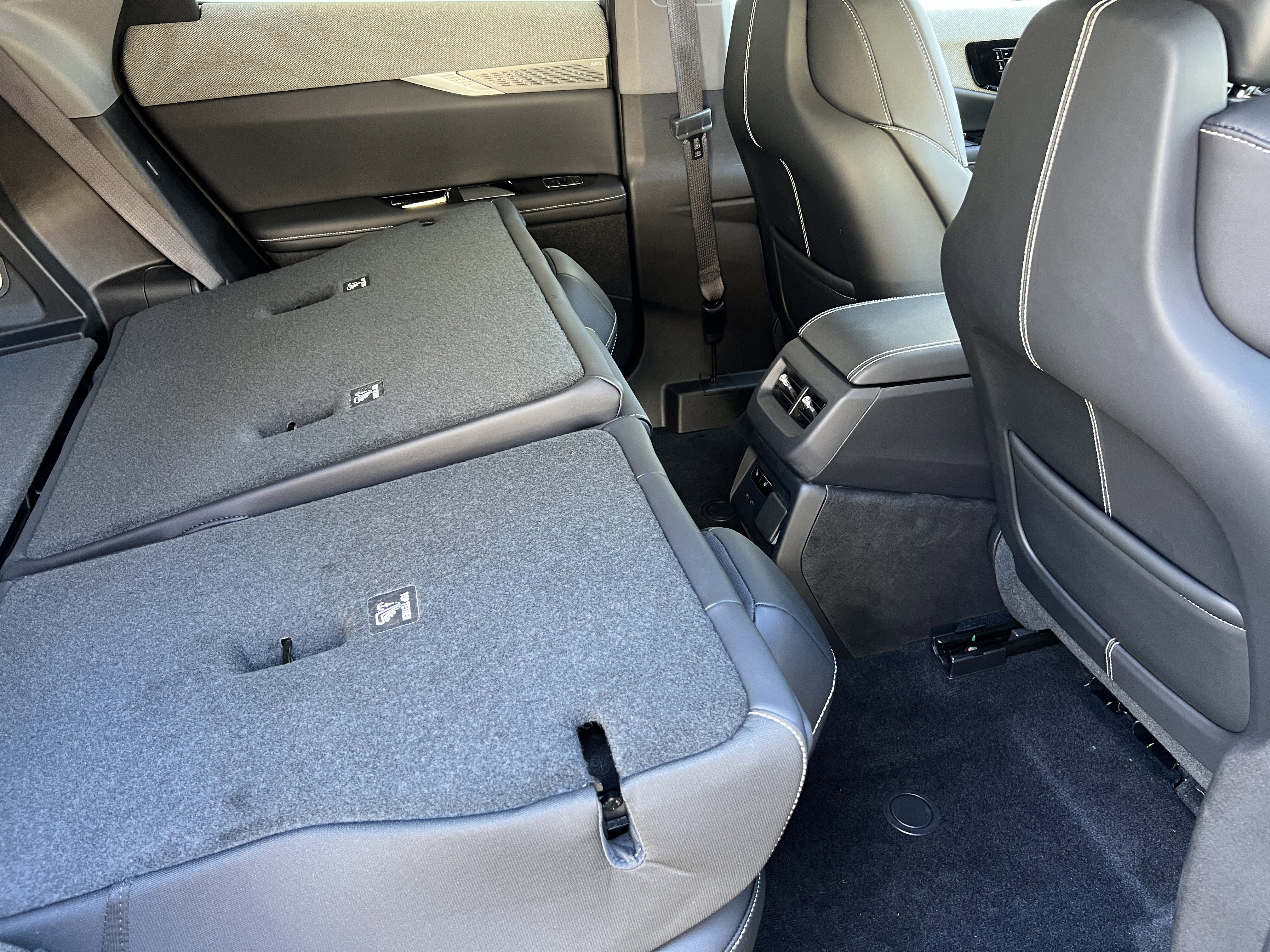 New 2025 Cadillac Optiq Sport 2 image 23