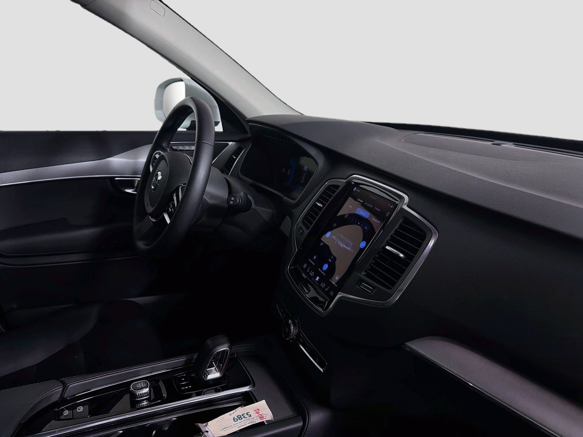 Certified 2024 Volvo XC90 B5 Core AWD/4WD image 31