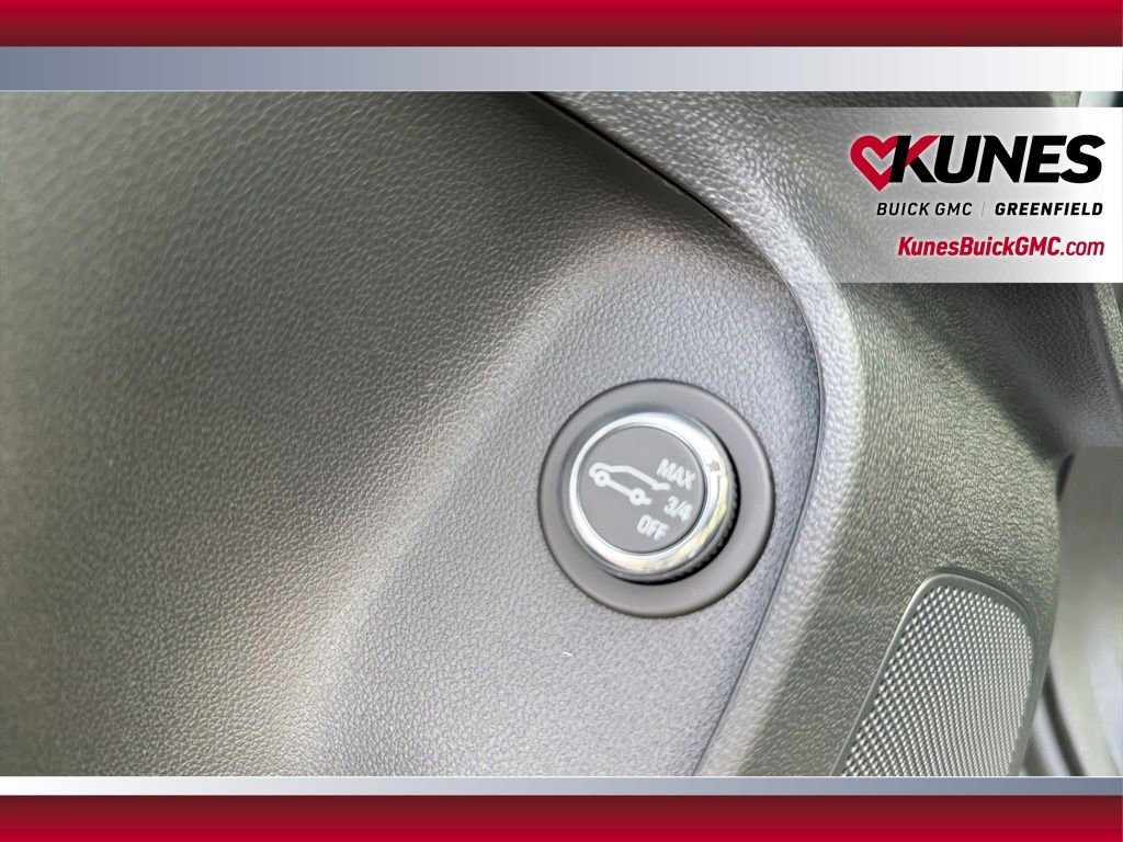 New 2026 Buick Envista Sport Touring image 22