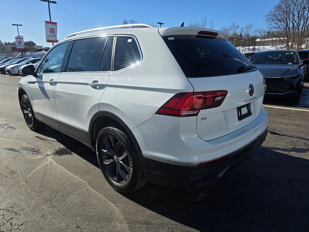 Used 2024 Volkswagen Tiguan SE AWD/4WD image 5
