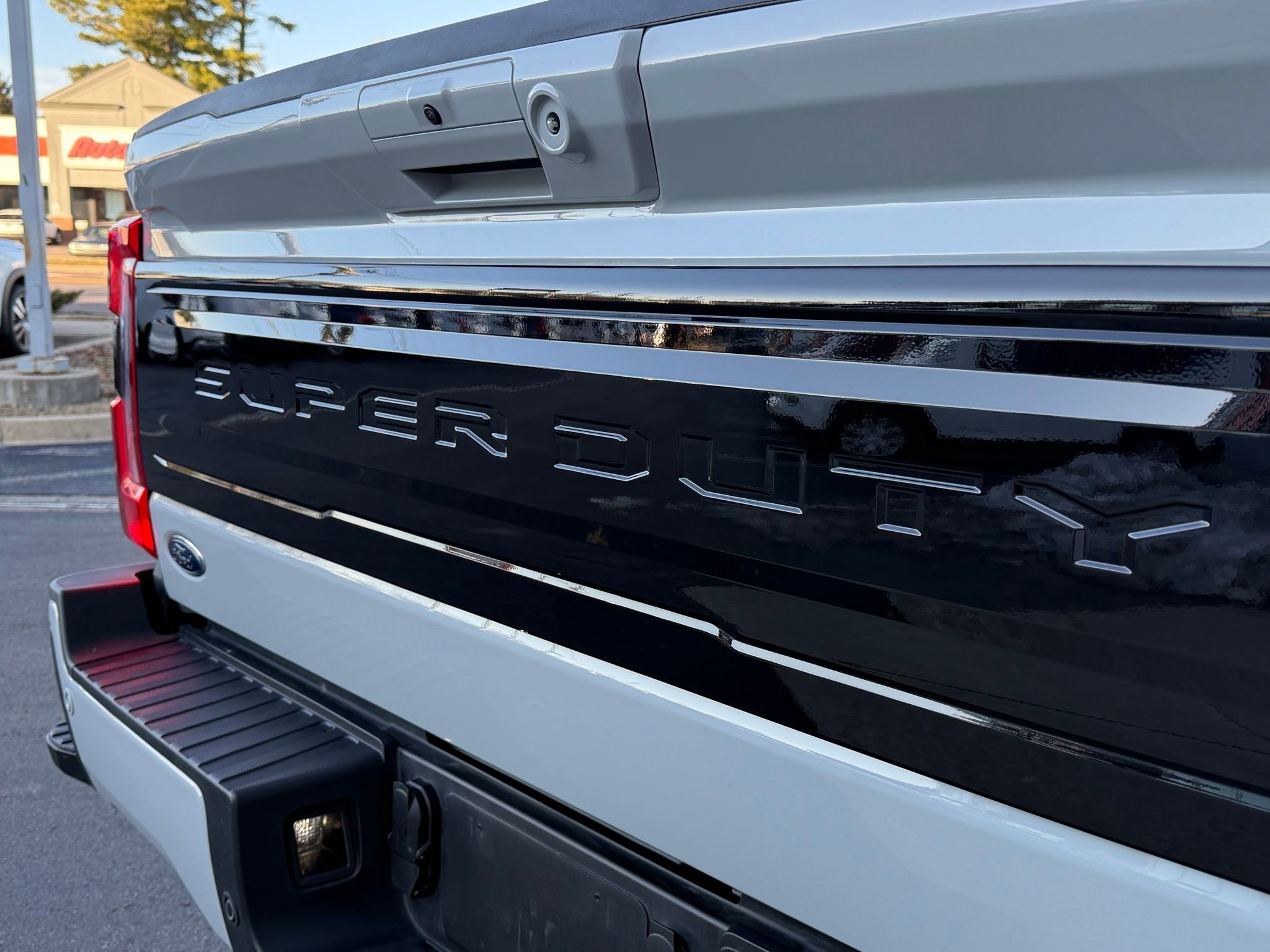 Used 2025 Ford F250 Platinum image 10