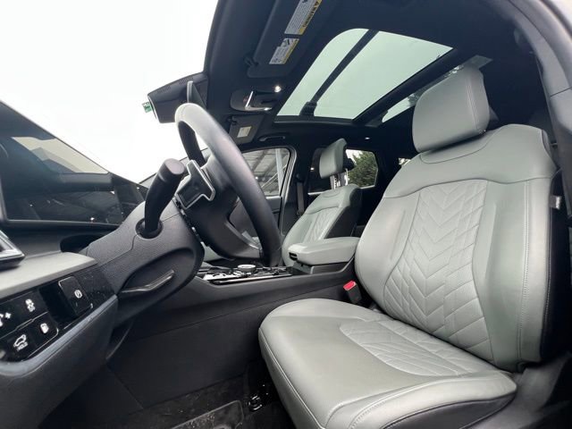 Certified 2025 Kia Sportage X-Line AWD/4WD image 14
