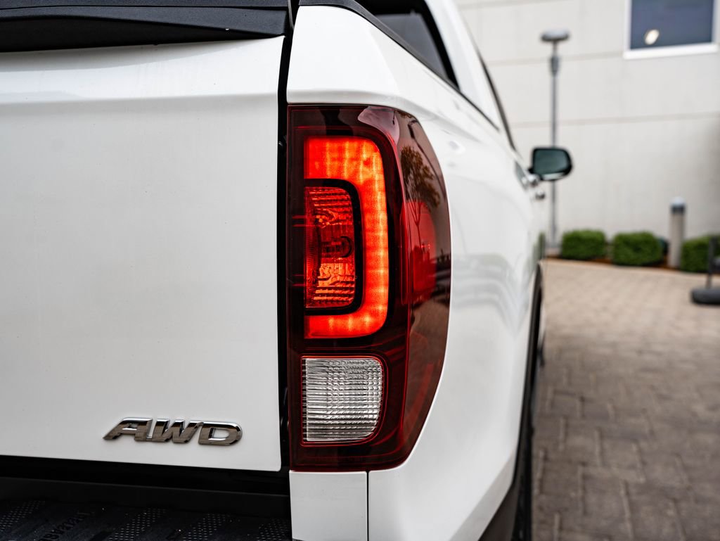 Used 2023 Honda Ridgeline RTL-E image 9