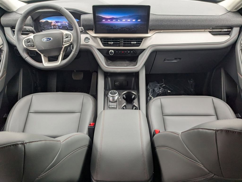 New 2026 Ford Explorer Active w/ Active Comfort Package image 24