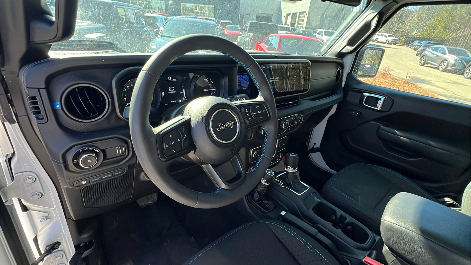 Used 2025 Jeep Wrangler Unlimited Rubicon 4xe w/ Convenience Group image 24