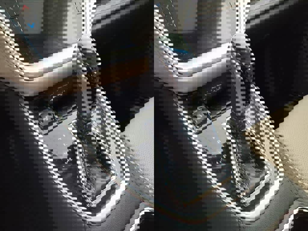 Used 2020 Subaru Outback Limited XT image 13