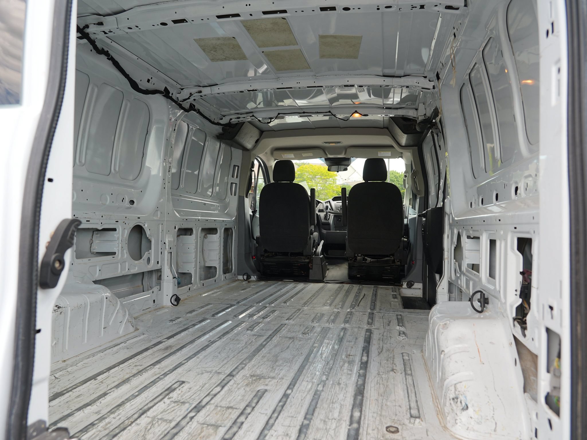 Used 2016 Ford Transit 350 148 Low Roof RWD image 19