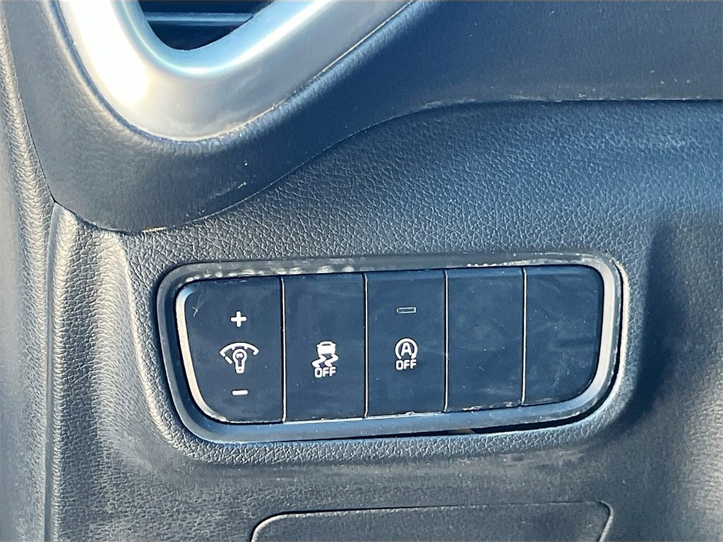 Used 2023 Kia Soul LX w/ LX Technology Package image 10