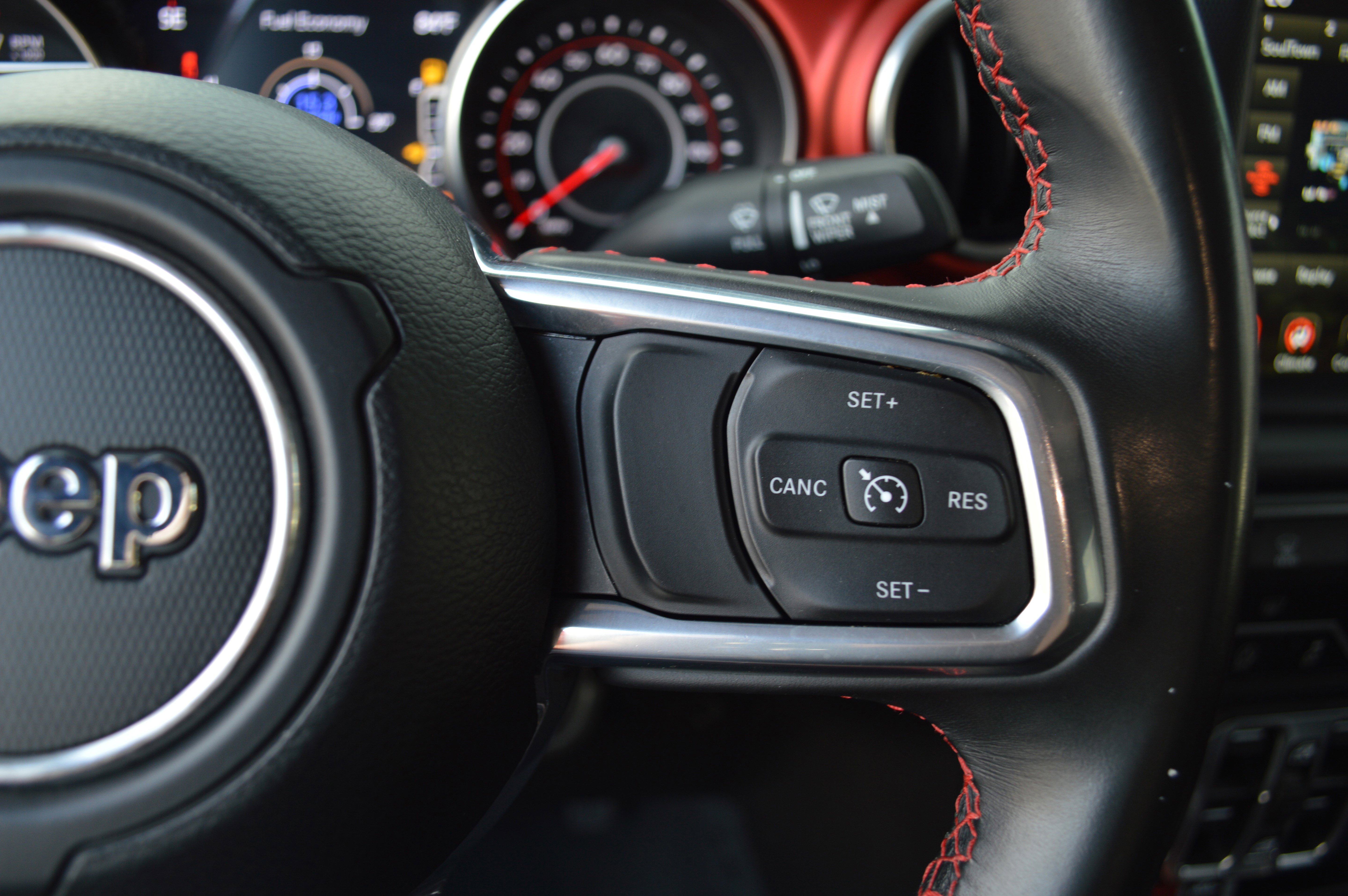 Used 2022 Jeep Gladiator Rubicon image 16