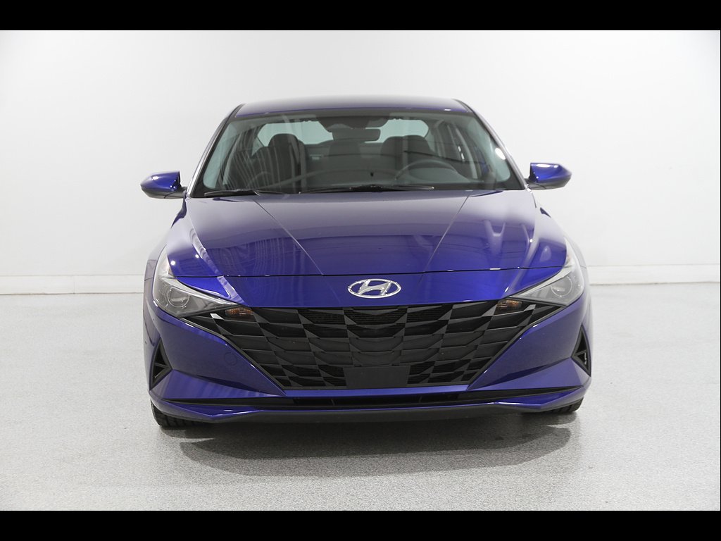 Certified 2023 Hyundai Elantra SEL w/ Convenience Package FWD image 2