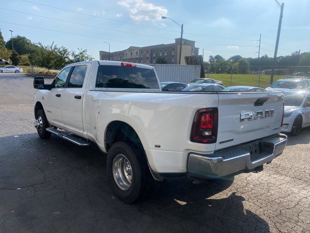 Used 2026 RAM 3500 Big Horn AWD/4WD image 7