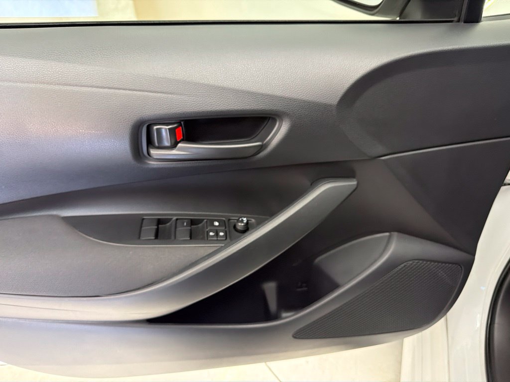 Used 2023 Toyota Corolla LE FWD image 15