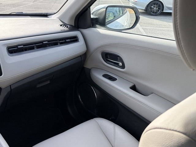 Used 2016 Honda HR-V EX-L image 32