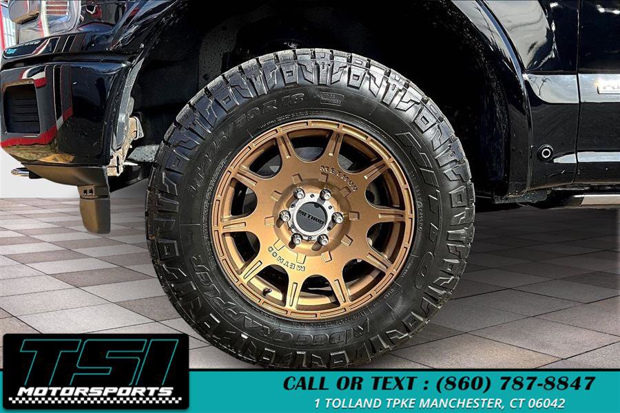 Used 2018 Ford F150 Platinum w/ Equipment Group 701A Luxury image 9