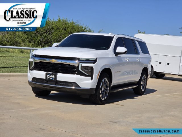 Used 2025 Chevrolet Suburban LS RWD image 6