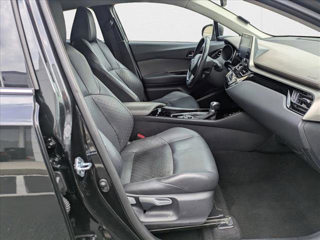 Used 2022 Toyota C-HR Limited image 21