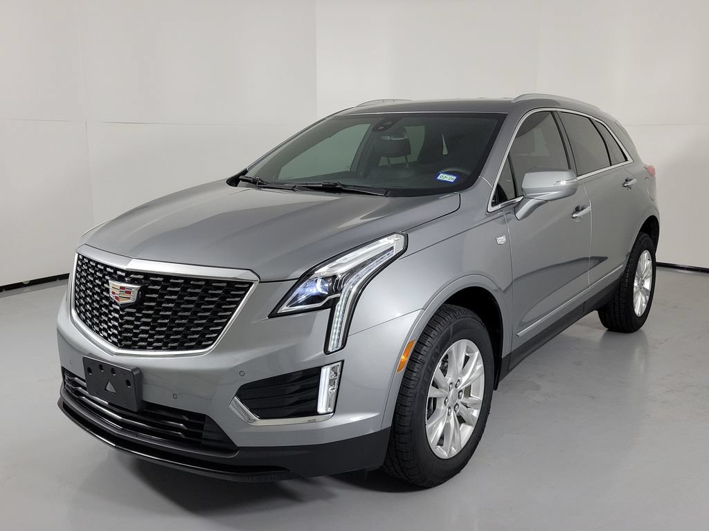 Certified 2024 Cadillac XT5 Luxury FWD image 2