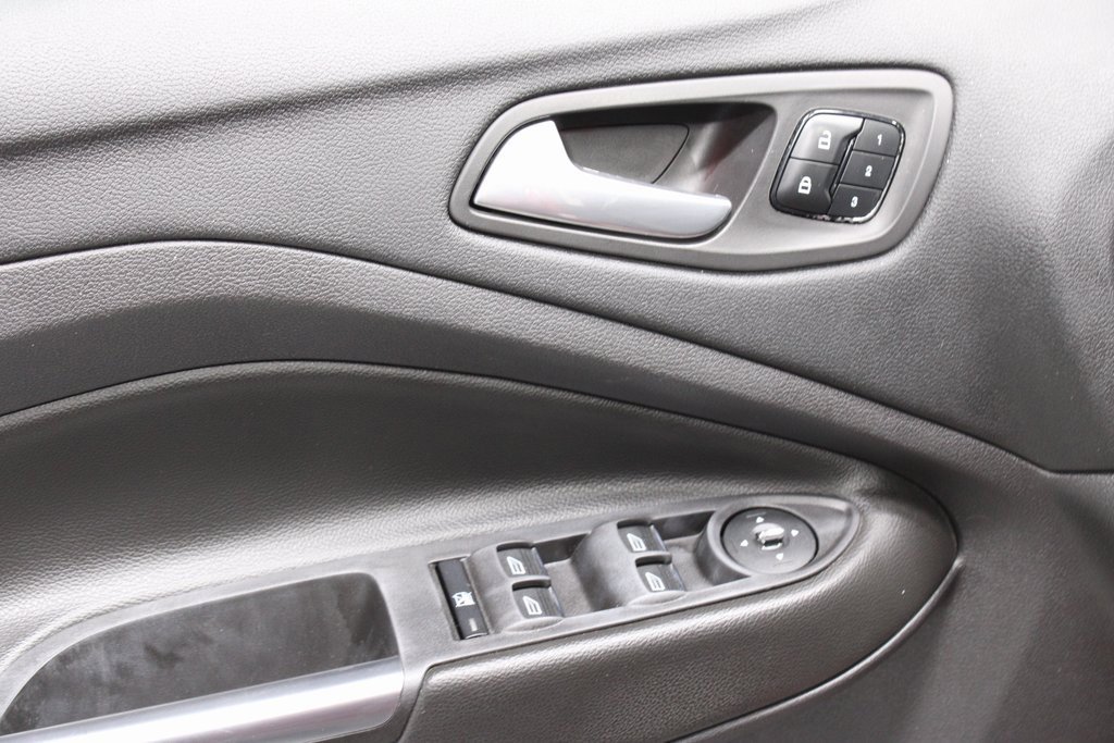 Used 2013 Ford Escape SEL image 23