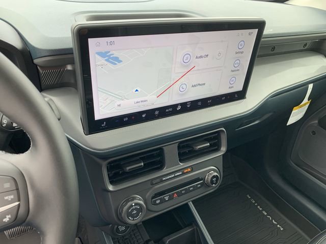 New 2025 Ford Maverick Lariat w/ Black Appearance Package image 23