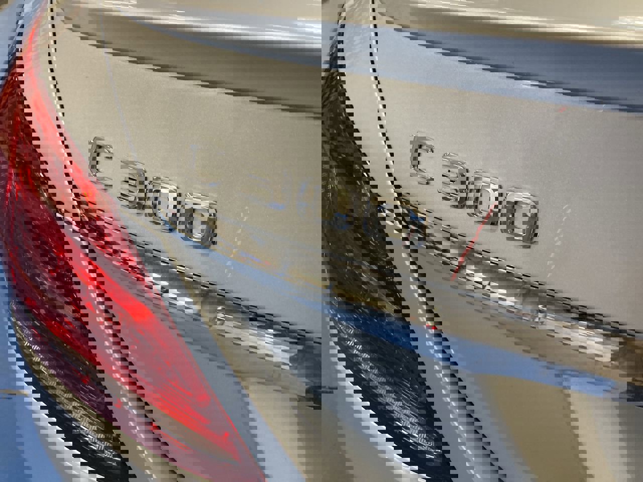 Used 2017 Mercedes-Benz C 300 4MATIC Sedan image 11