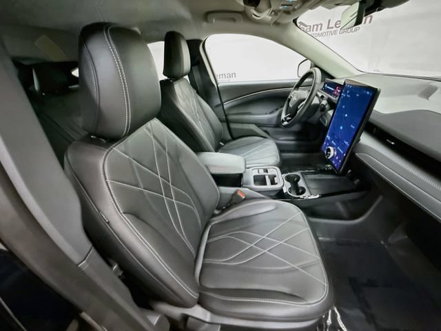 Used 2025 Ford Mustang Mach-E Select RWD image 27