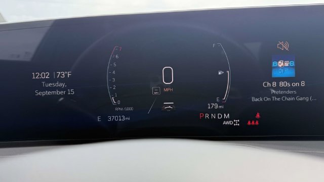 Certified 2025 Cadillac XT4 Premium Luxury AWD/4WD image 57