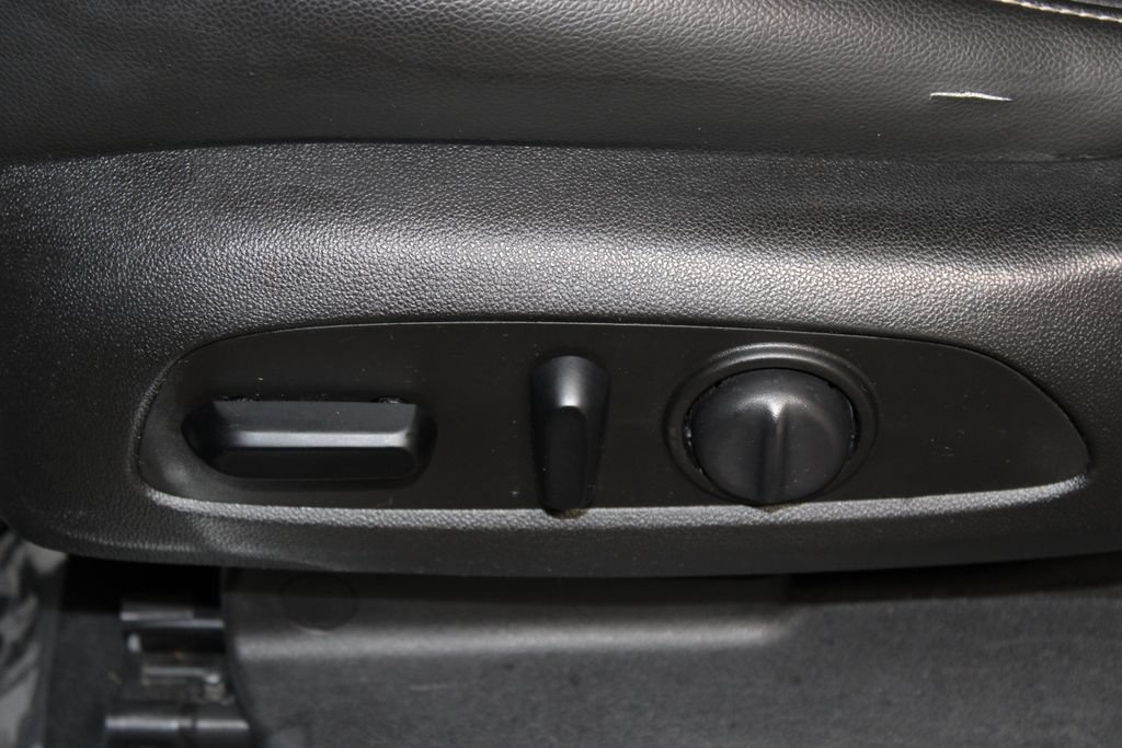 Used 2019 GMC Acadia SLT AWD/4WD image 16