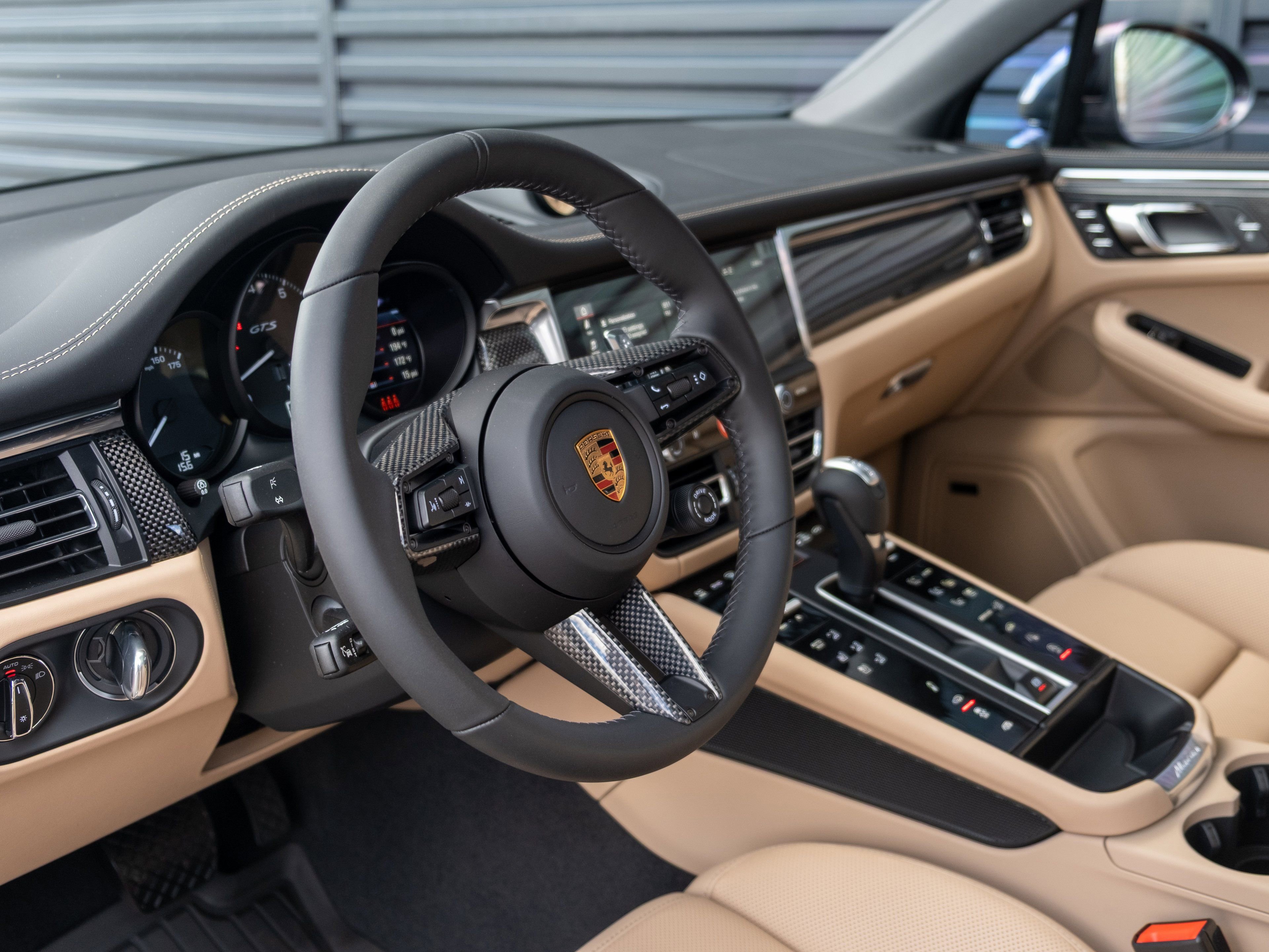 New 2026 Porsche Macan GTS AWD/4WD image 4