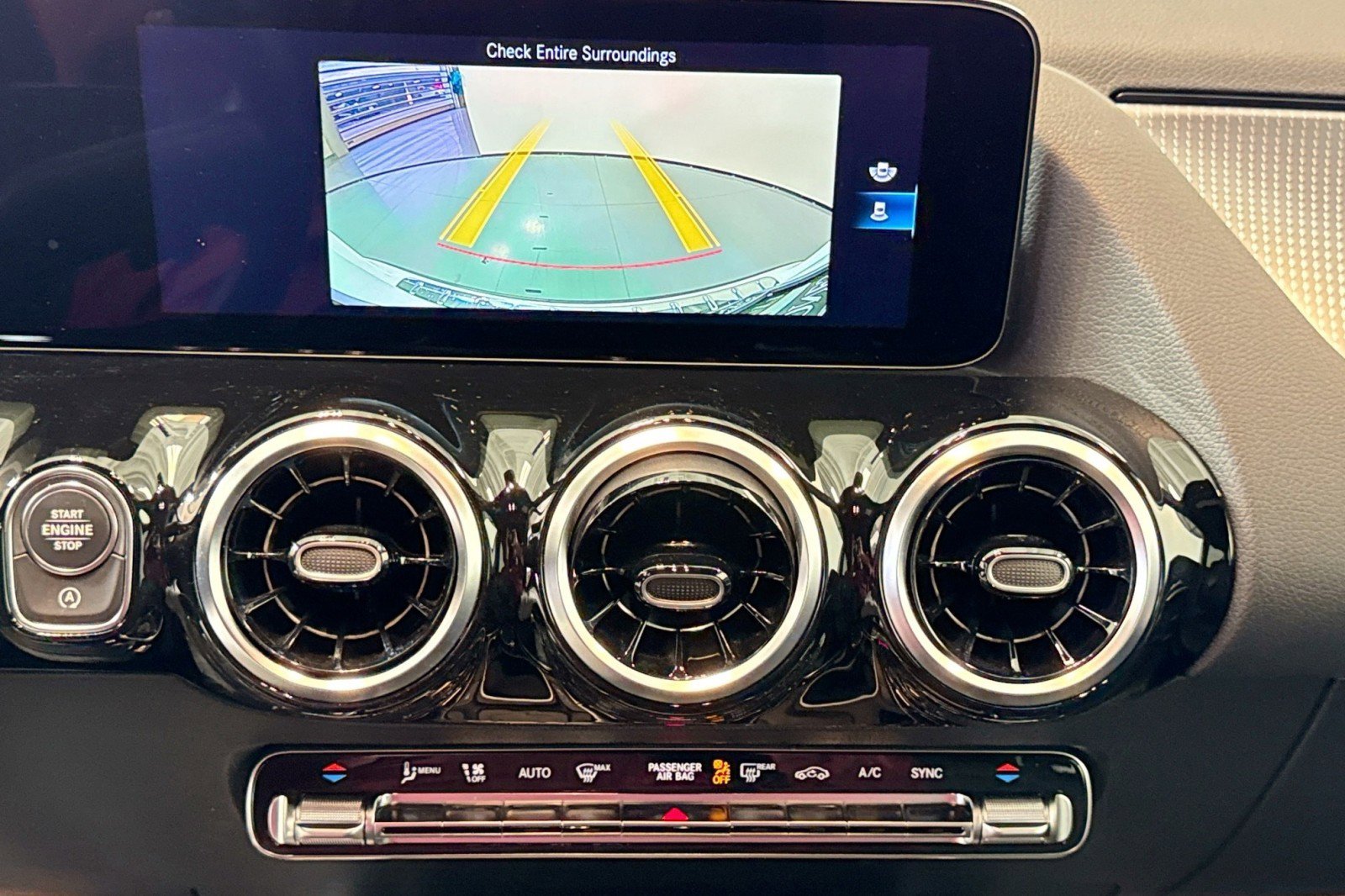 Certified 2022 Mercedes-Benz GLA 250 w/ Premium Package Lite image 14