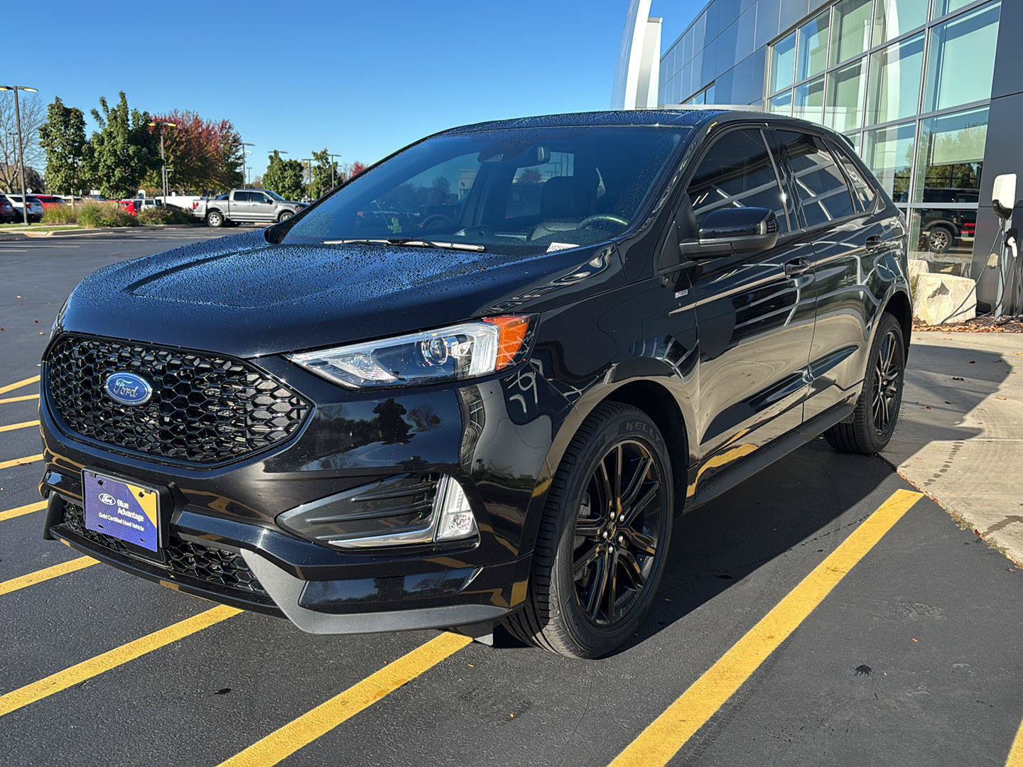 Certified 2023 Ford Edge ST-Line AWD/4WD image 3