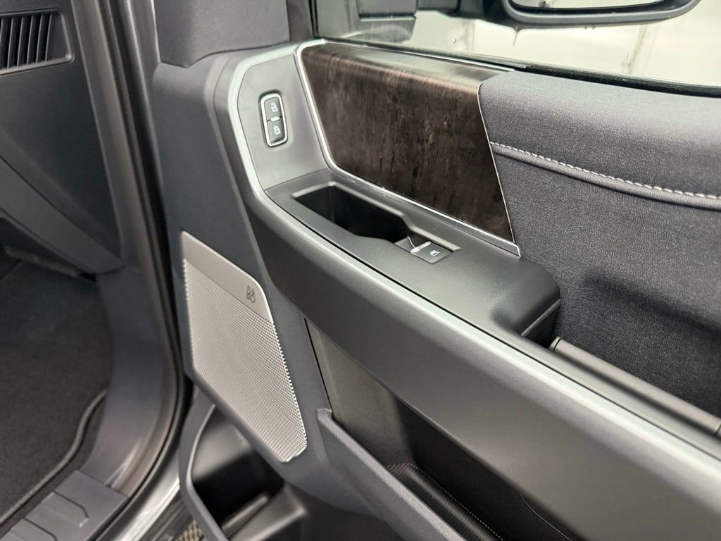 New 2026 Ford F250 Lariat w/ Chrome Package image 25
