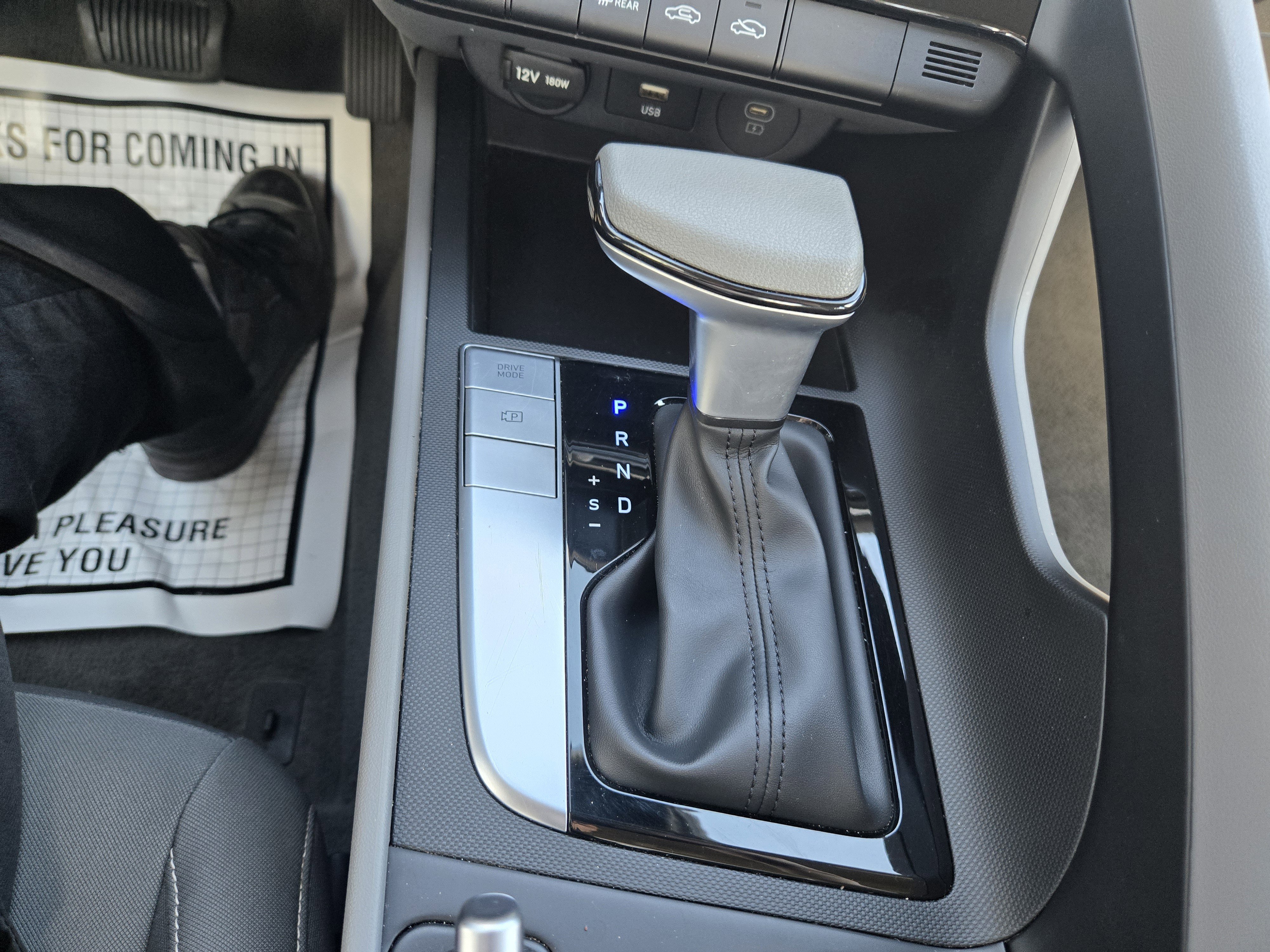 Used 2024 Hyundai Elantra SEL image 21