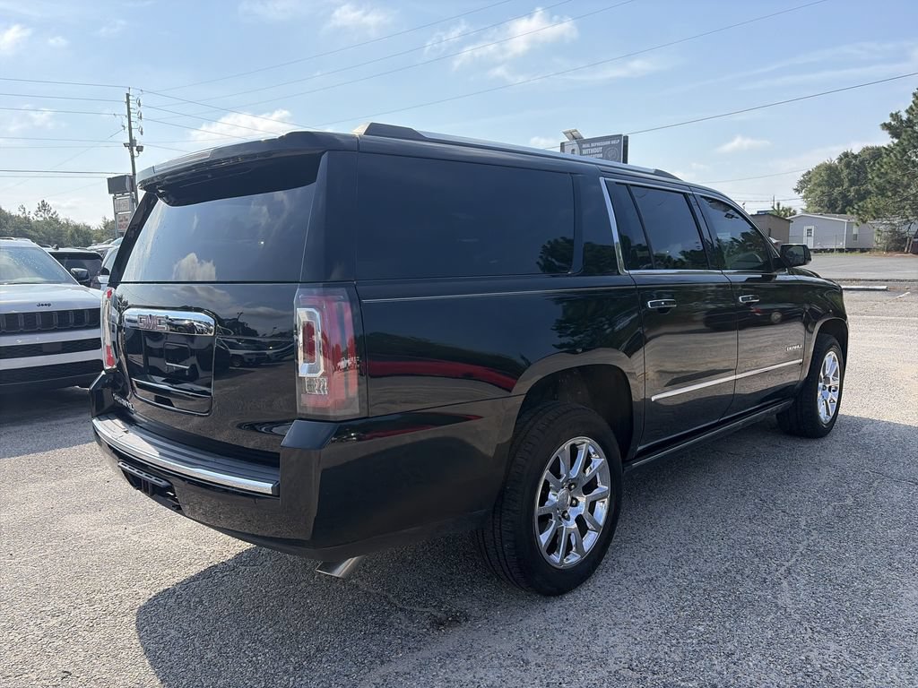 Used 2017 GMC Yukon XL Denali w/ Open Road Package AWD/4WD image 6