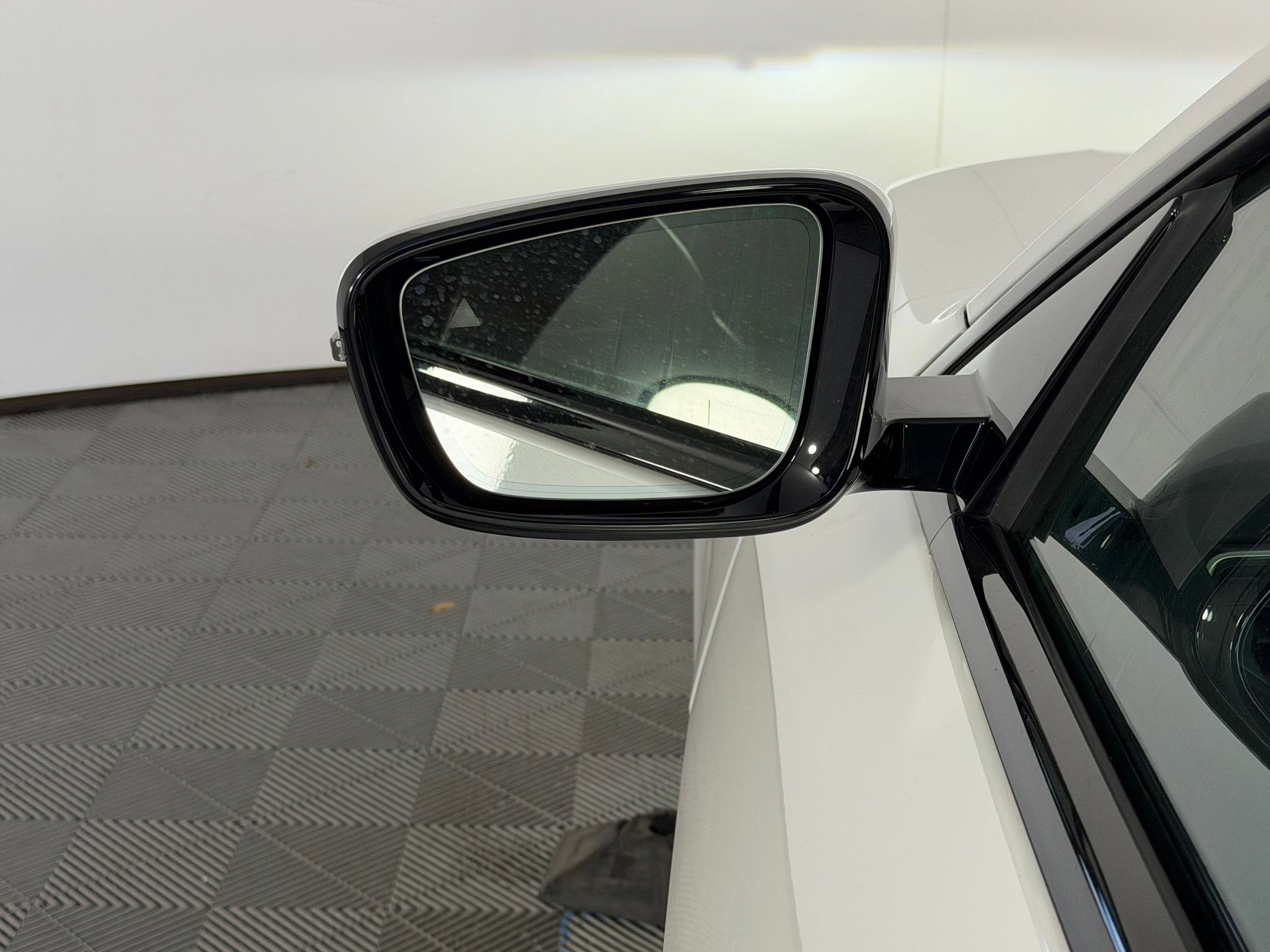 Used 2022 BMW 430i Coupe w/ M Sport Package image 23