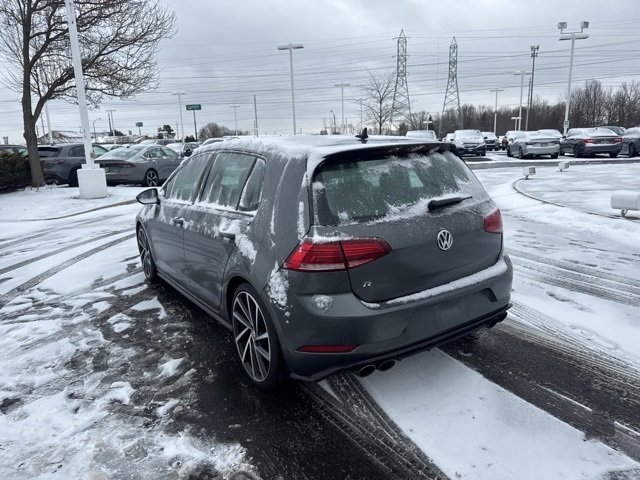 Used 2018 Volkswagen Golf R 4-Door image 21