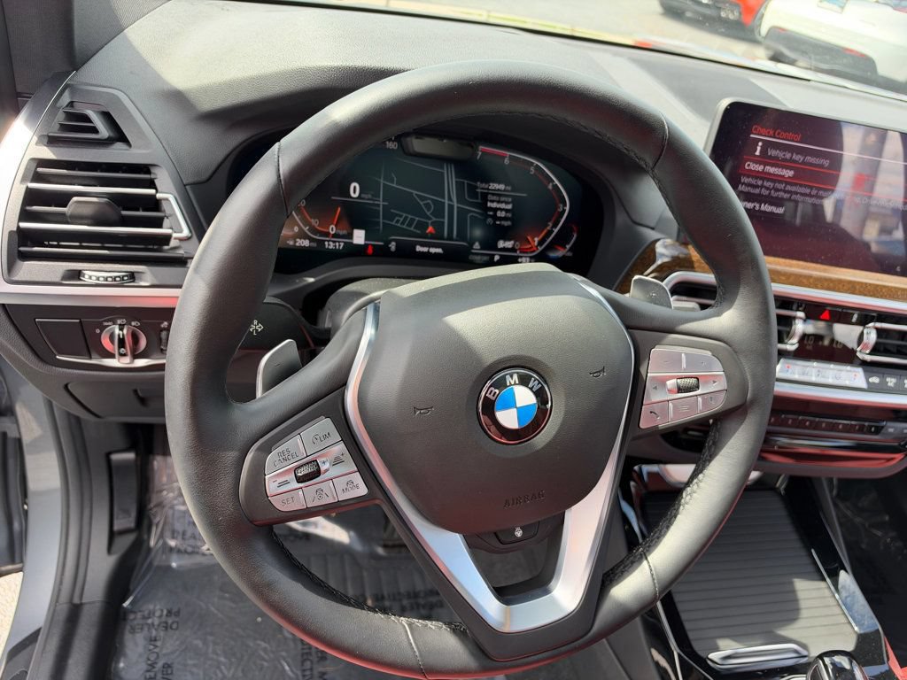 Used 2023 BMW X3 sDrive30i w/ Premium Package w/ZPA RWD image 11