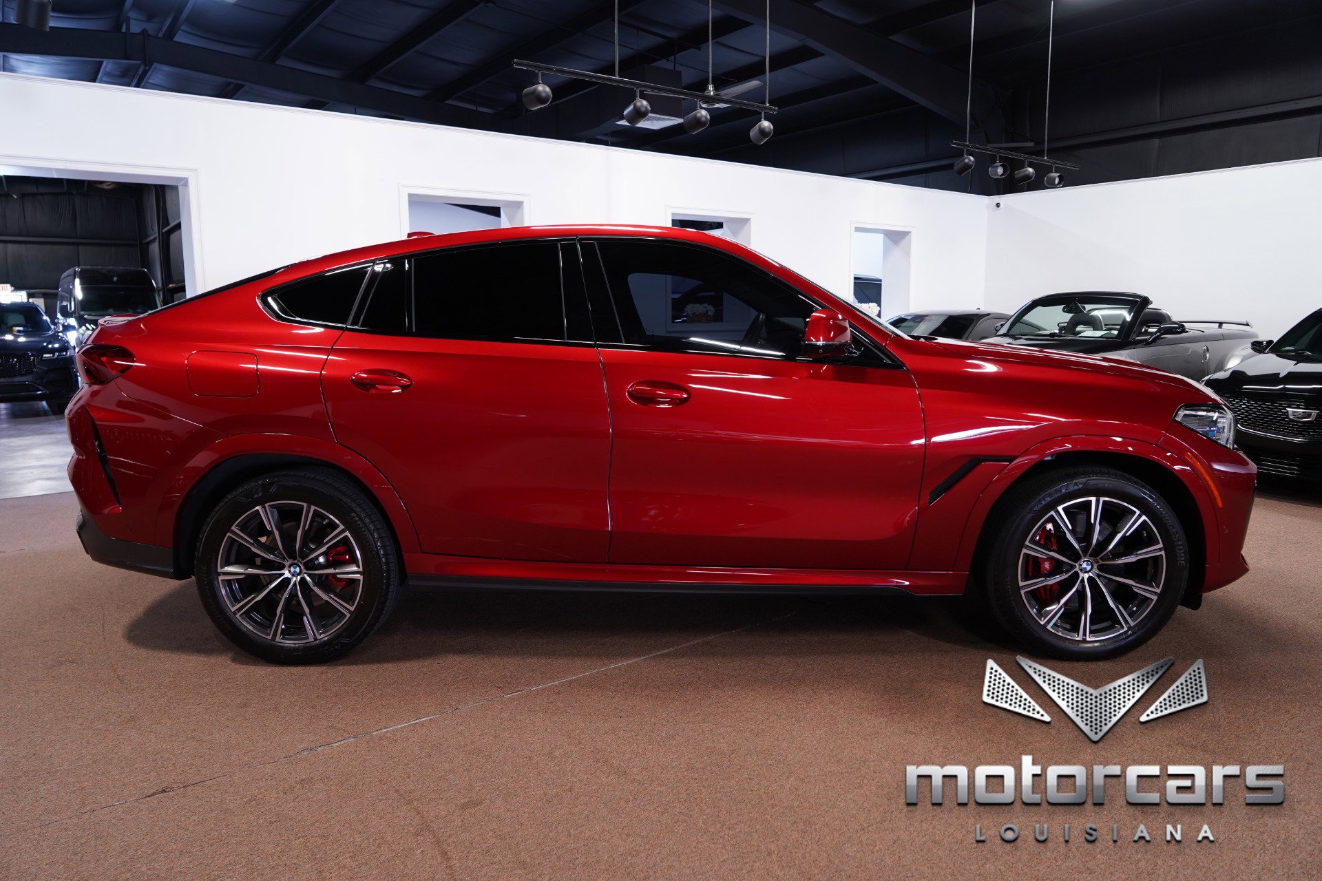 Used 2022 BMW X6 xDrive40i w/ Executive Package image 8