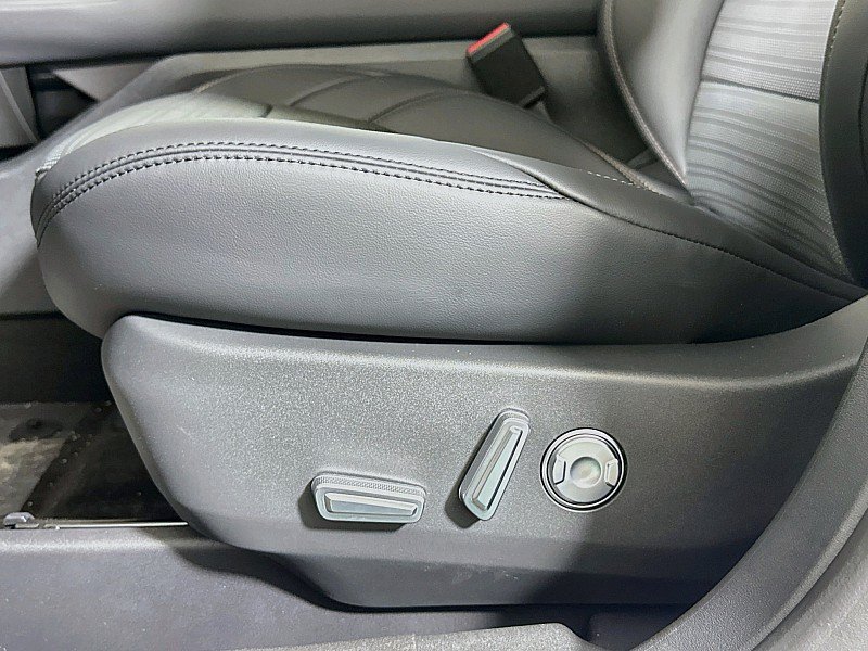 New 2026 Lincoln Nautilus Reserve w/ Jet Appearance Package AWD/4WD image 22