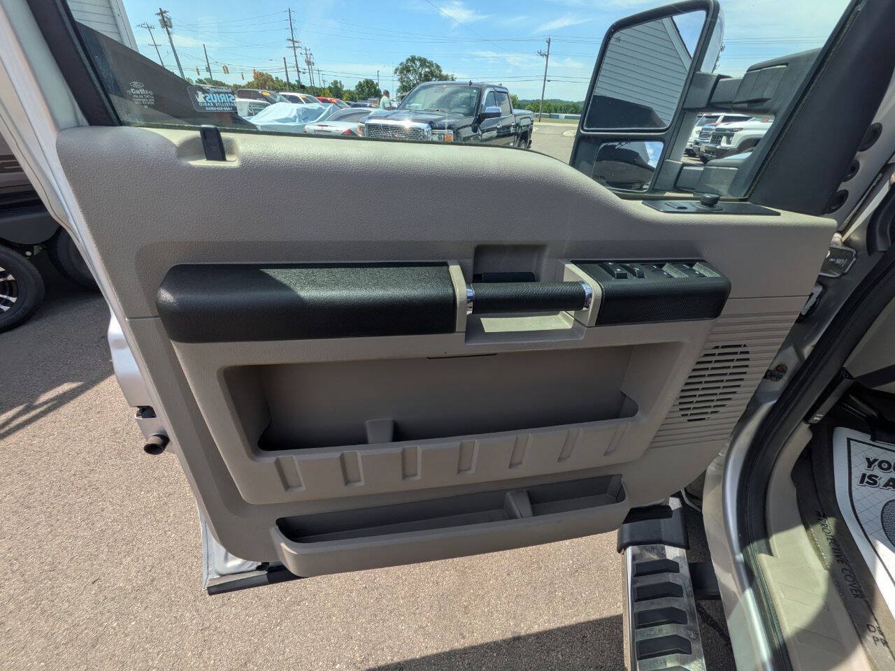 Used 2010 Ford F250 Lariat AWD/4WD image 19