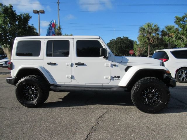 Used 2019 Jeep Wrangler Unlimited Sahara AWD/4WD image 2