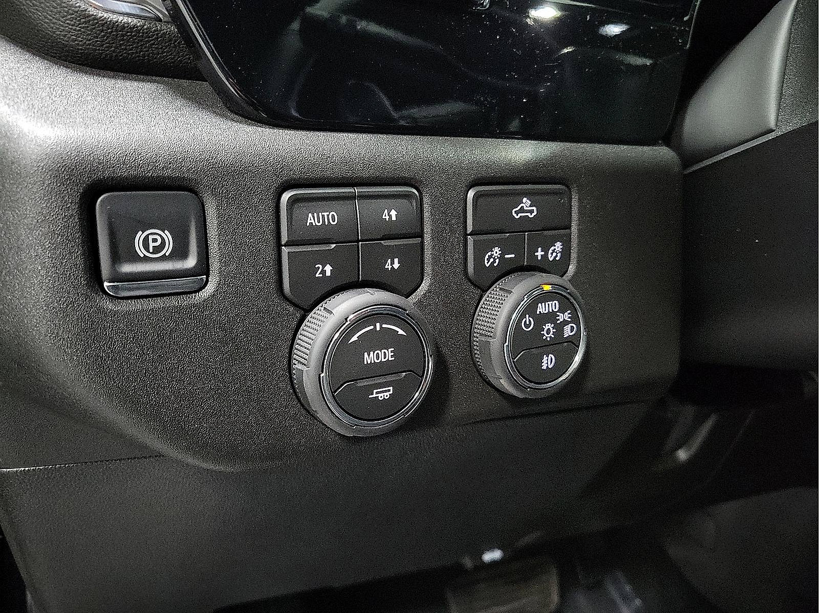 Used 2026 Chevrolet Silverado 1500 RST w/ Redline Edition AWD/4WD image 12