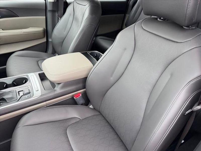 New 2026 Kia Carnival image 11